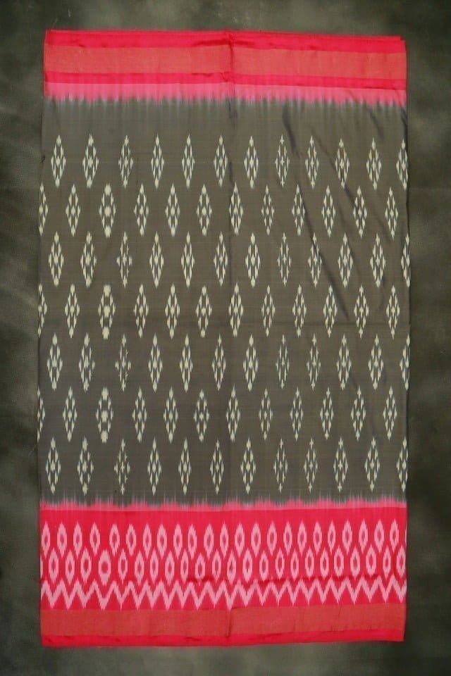pochampalli Ash color  DOUBLE IKKAT Silk saree